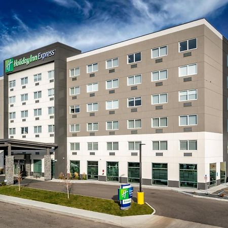 Holiday Inn Express & Suites - Brandon By Ihg Экстерьер фото